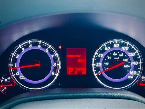 Used 2008 INFINITI G37 Journey w/ Premium Pkg image 8