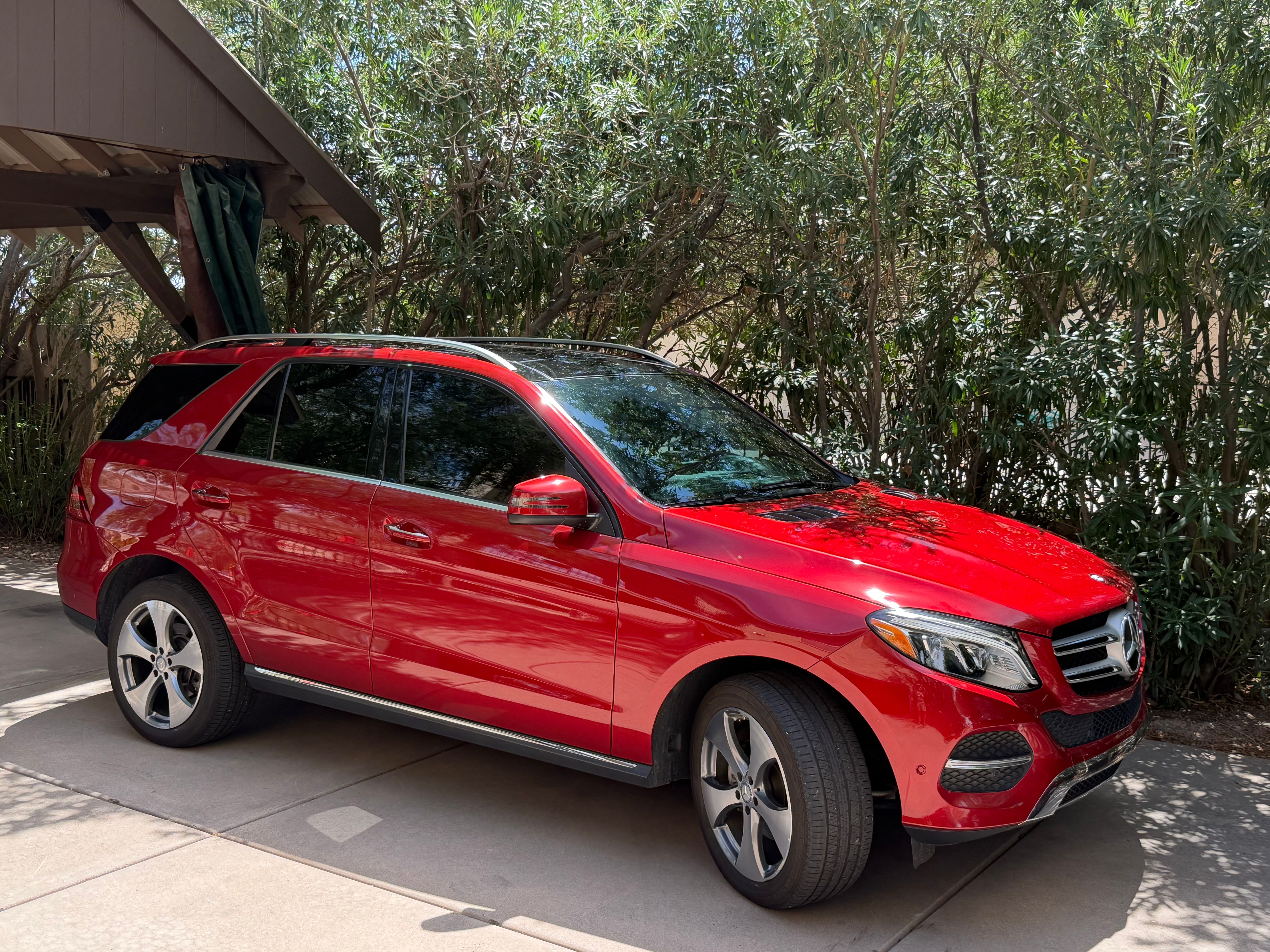 Used 2016 Mercedes-Benz GLE 350 4MATIC image 2