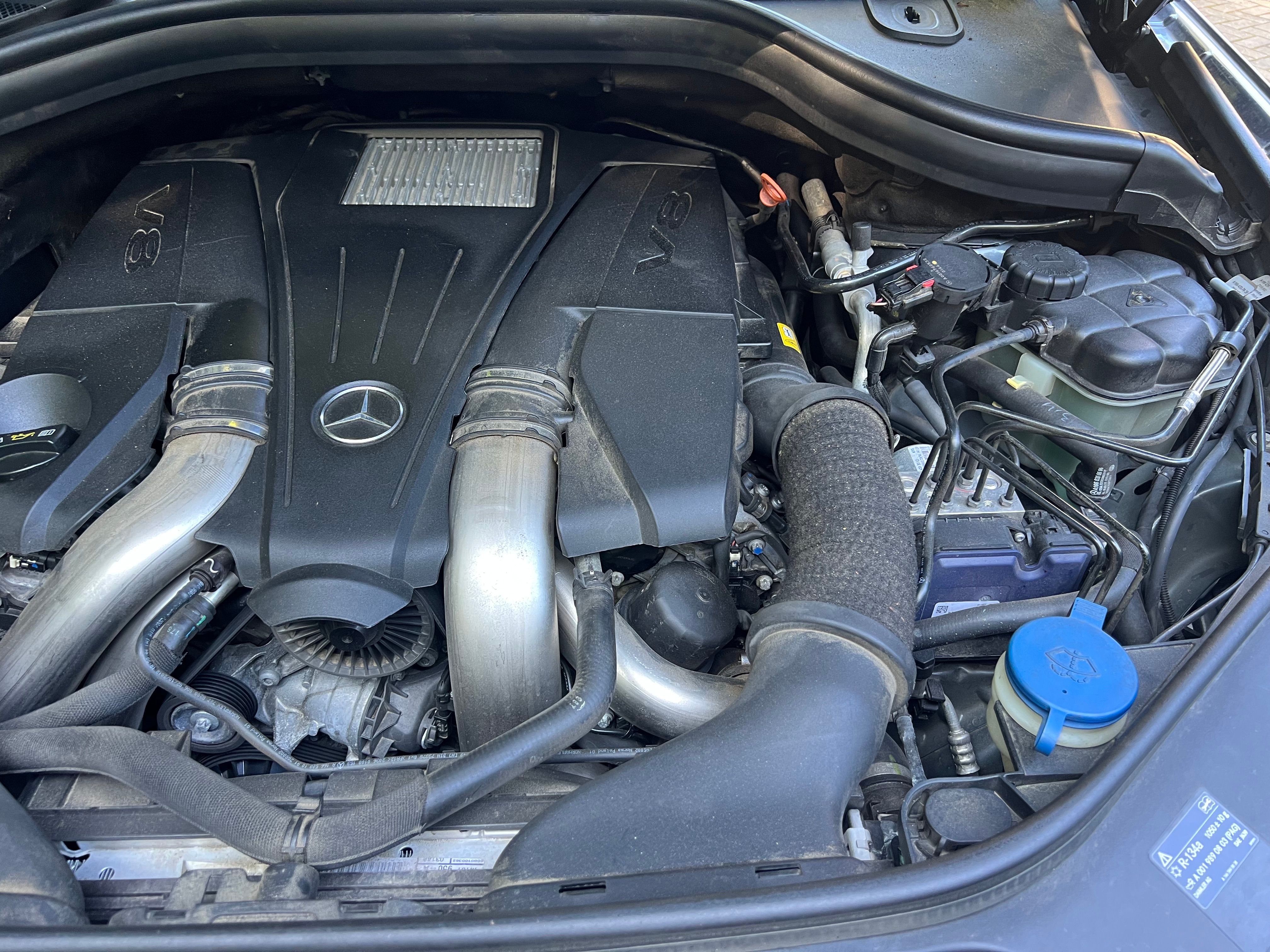 Used 2014 Mercedes-Benz GL 450 4MATIC image 19