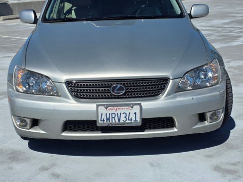 Used 2002 Lexus IS 300 image 13