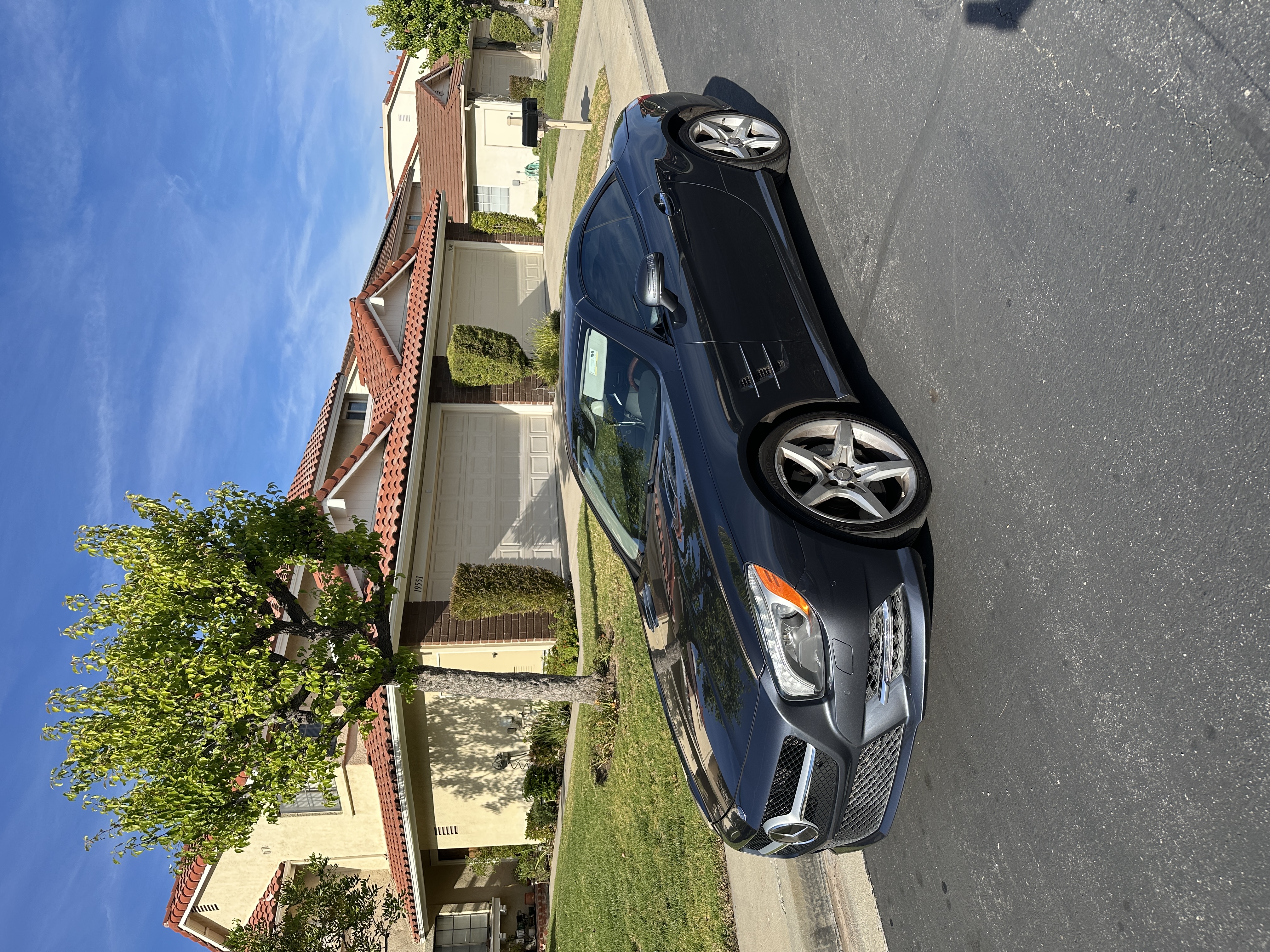 Used 2013 Mercedes-Benz SL 550 image 2