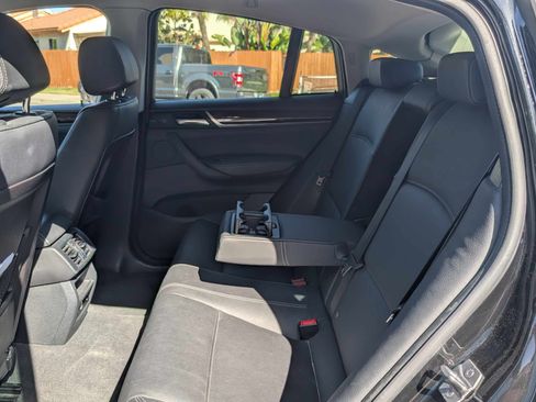 Used 2017 BMW X4 xDrive28i AWD/4WD image 5
