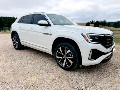 Used 2025 Volkswagen Atlas Cross Sport SEL Premium R-Line