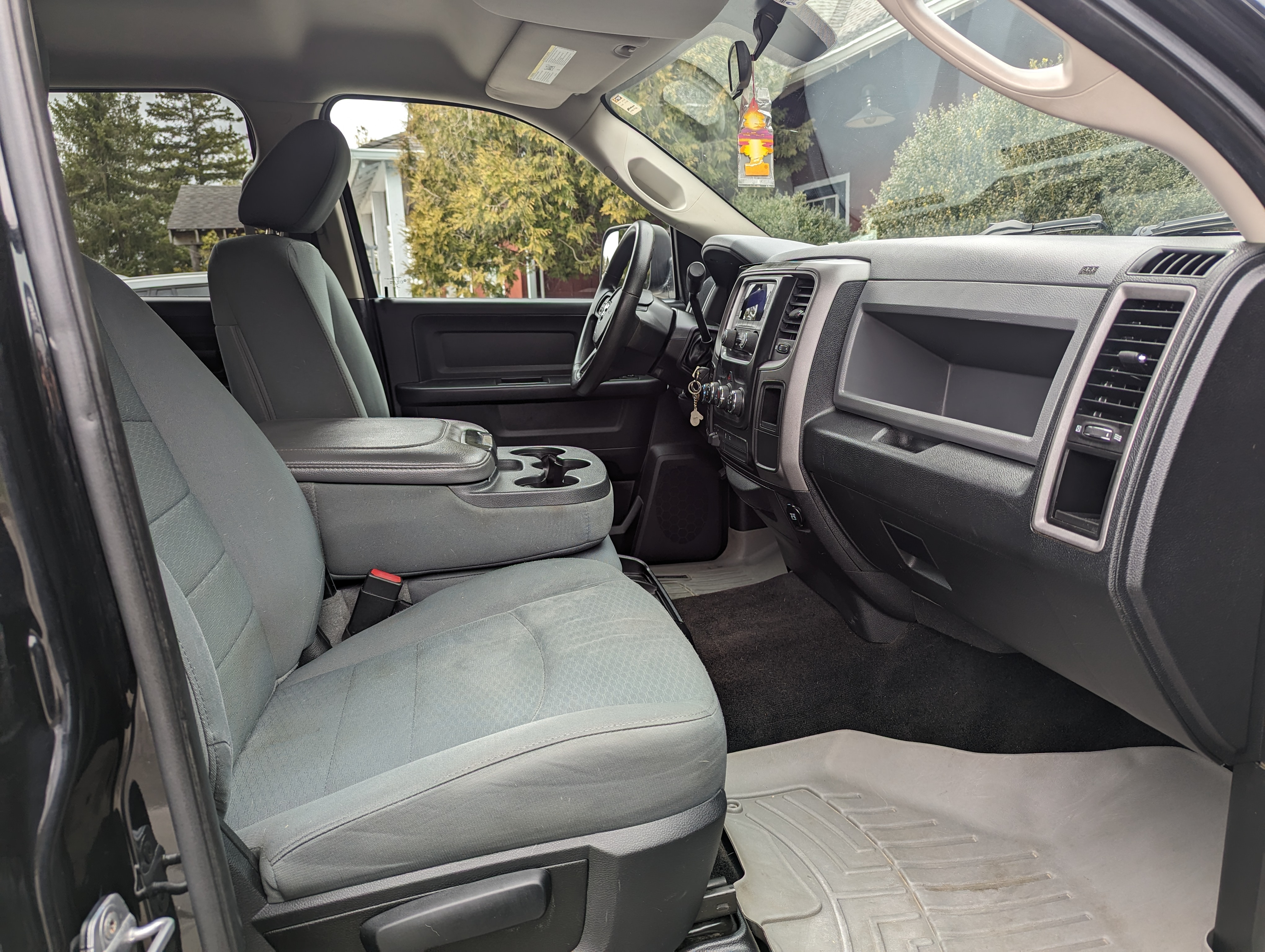 Used 2014 RAM 2500 Tradesman w/ Chrome Appearance Group AWD/4WD image 10