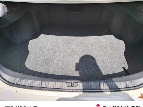 Used 2016 Toyota Avalon XLE image 6