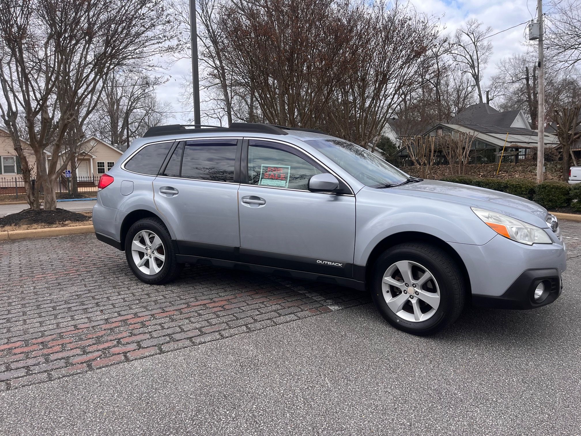 Used 2014 Subaru Outback 2.5i Premium AWD/4WD image 20
