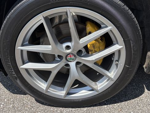 Used 2018 Alfa Romeo Stelvio Ti Sport AWD/4WD image 20