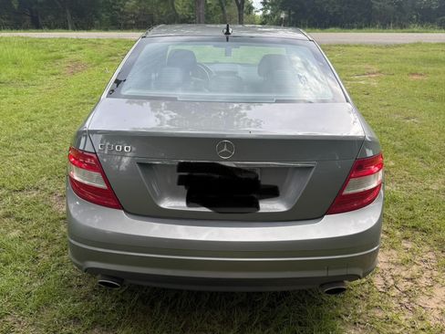 Used 2011 Mercedes-Benz C 300 Sedan image 2