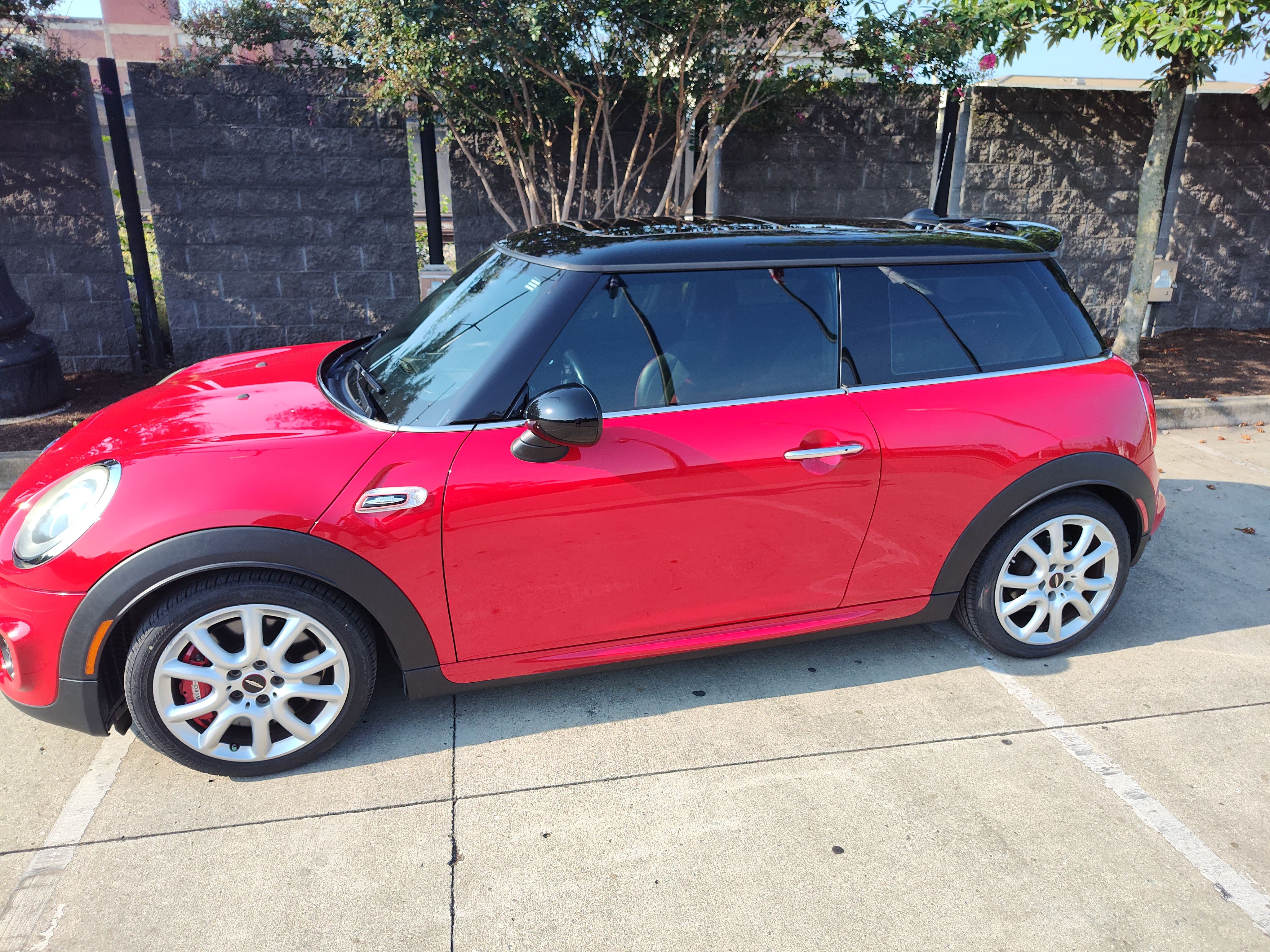 Used 2015 MINI Cooper John Cooper Works FWD image 4