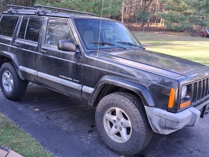 Used 2000 Jeep Cherokee Sport