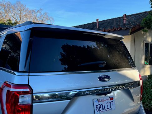 Used 2018 Ford Expedition XLT w/ Equipment Group 202A image 9