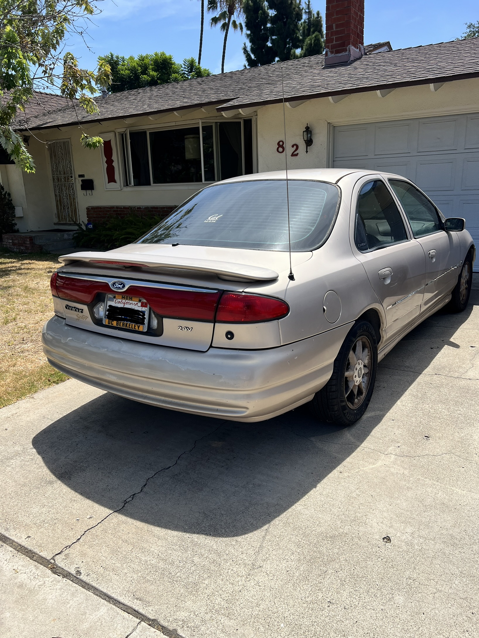 Used 1999 Ford Contour SE FWD image 4