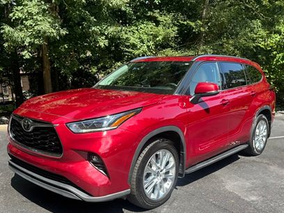 Used 2022 Toyota Highlander Limited