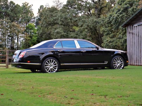 Used 2017 Bentley Mulsanne Sedan 4D image 14