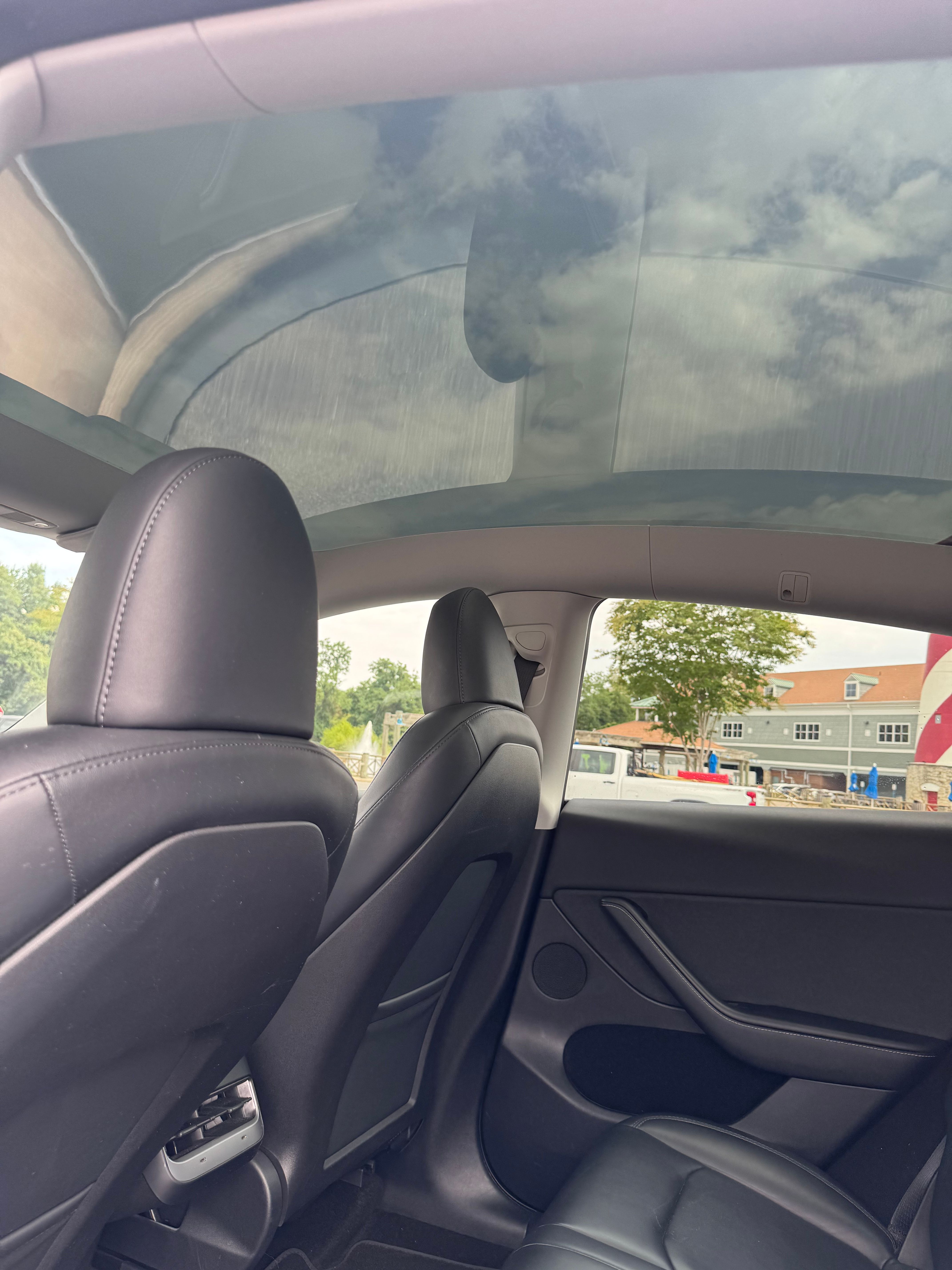 Used 2023 Tesla Model Y Long Range AWD/4WD image 8