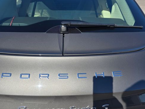 Used 2014 Porsche Panamera Turbo S Executive image 28