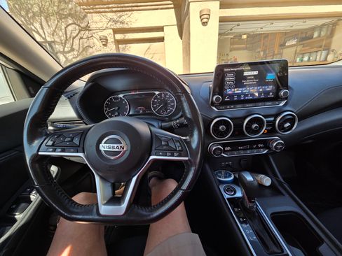 Used 2021 Nissan Sentra SV image 10