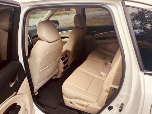 Used 2016 Acura MDX SH-AWD Sport Utility 4D image 8