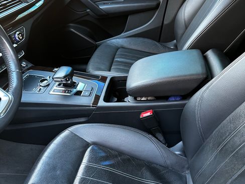 Used 2018 Audi Q5 2.0T Premium image 8