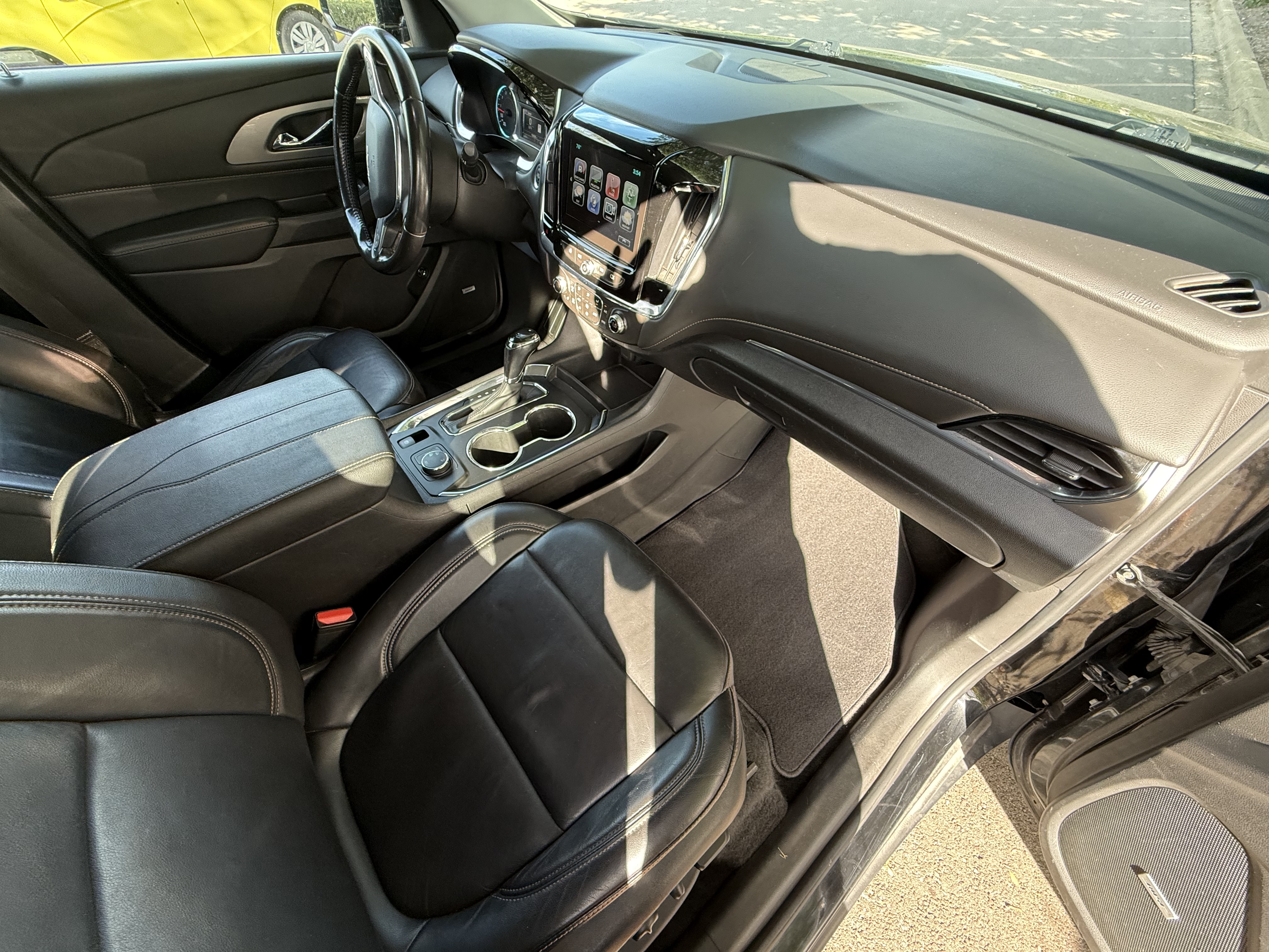 Used 2018 Chevrolet Traverse LT AWD/4WD image 13