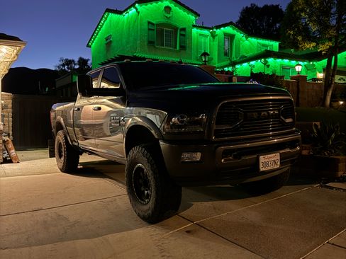 Used 2018 RAM 2500 Laramie w/ Sport Appearance Group image 14