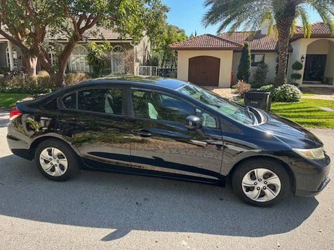 Used 2013 Honda Civic LX image 8