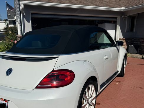 Used 2014 Volkswagen Beetle 1.8T FWD image 5