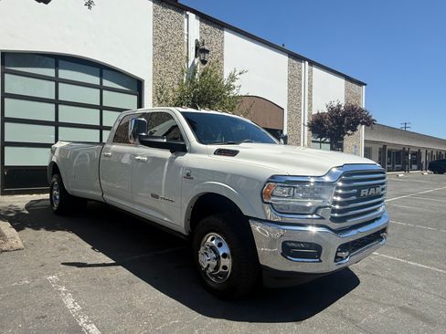 Used 2022 RAM 3500 Limited AWD/4WD image 1