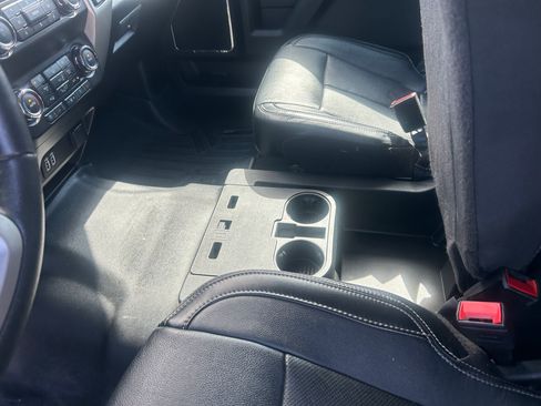 Used 2019 Ford F150 Lariat AWD/4WD image 11