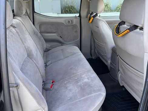 Used 2004 Toyota Tacoma 4x4 Double Cab image 11