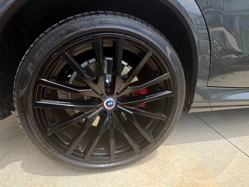 Used 2022 BMW X6 M50i w/ Executive Package AWD/4WD image 20