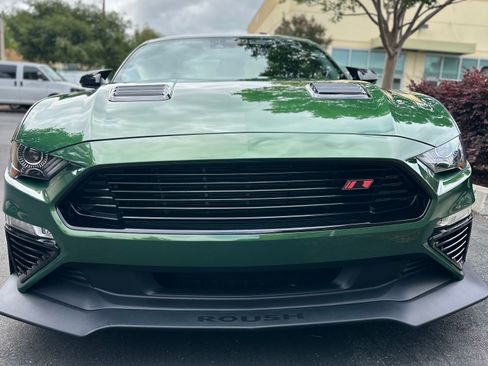 Used 2023 Ford Mustang GT Premium w/ GT Performance Package RWD image 5
