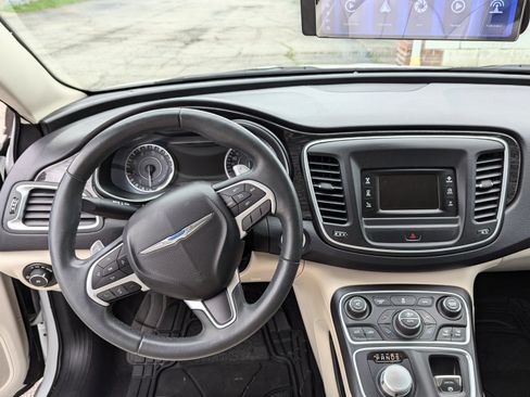 Used 2015 Chrysler 200 C image 12