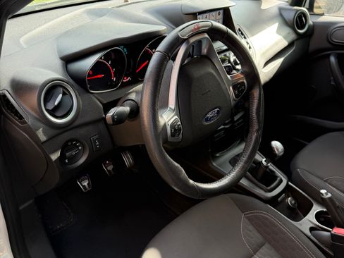 Used 2018 Ford Fiesta ST FWD image 4