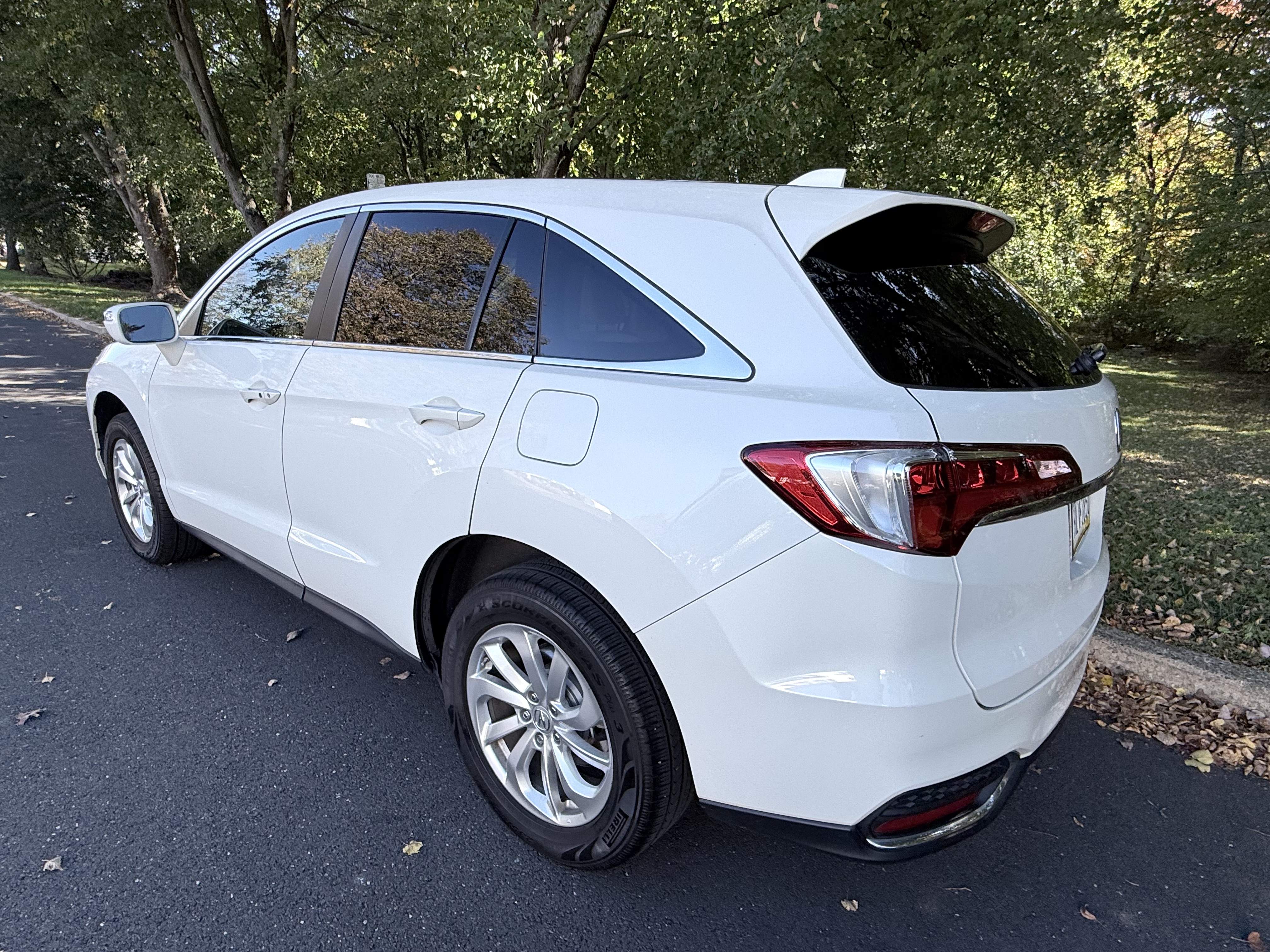 Used 2017 Acura RDX AWD image 8