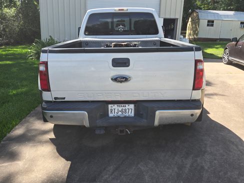 Used 2014 Ford F350 Lariat w/ Lariat Ultimate Package AWD/4WD image 5