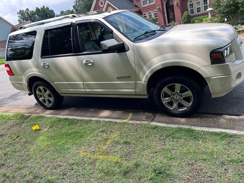 Used 2008 Ford Expedition Limited RWD image 16