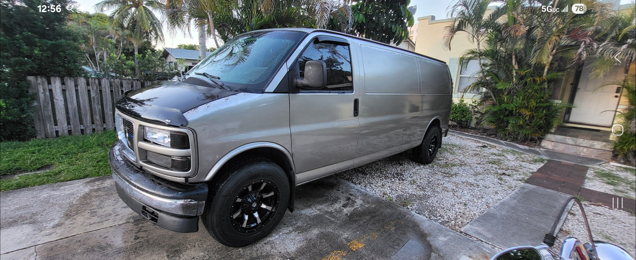 Used 2002 GMC Savana 2500 Extended w/ Marketing Option Pkg 2 RWD image 5