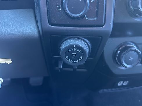 Used 2019 Ford F150 XLT w/ Equipment Group 302A Luxury image 10