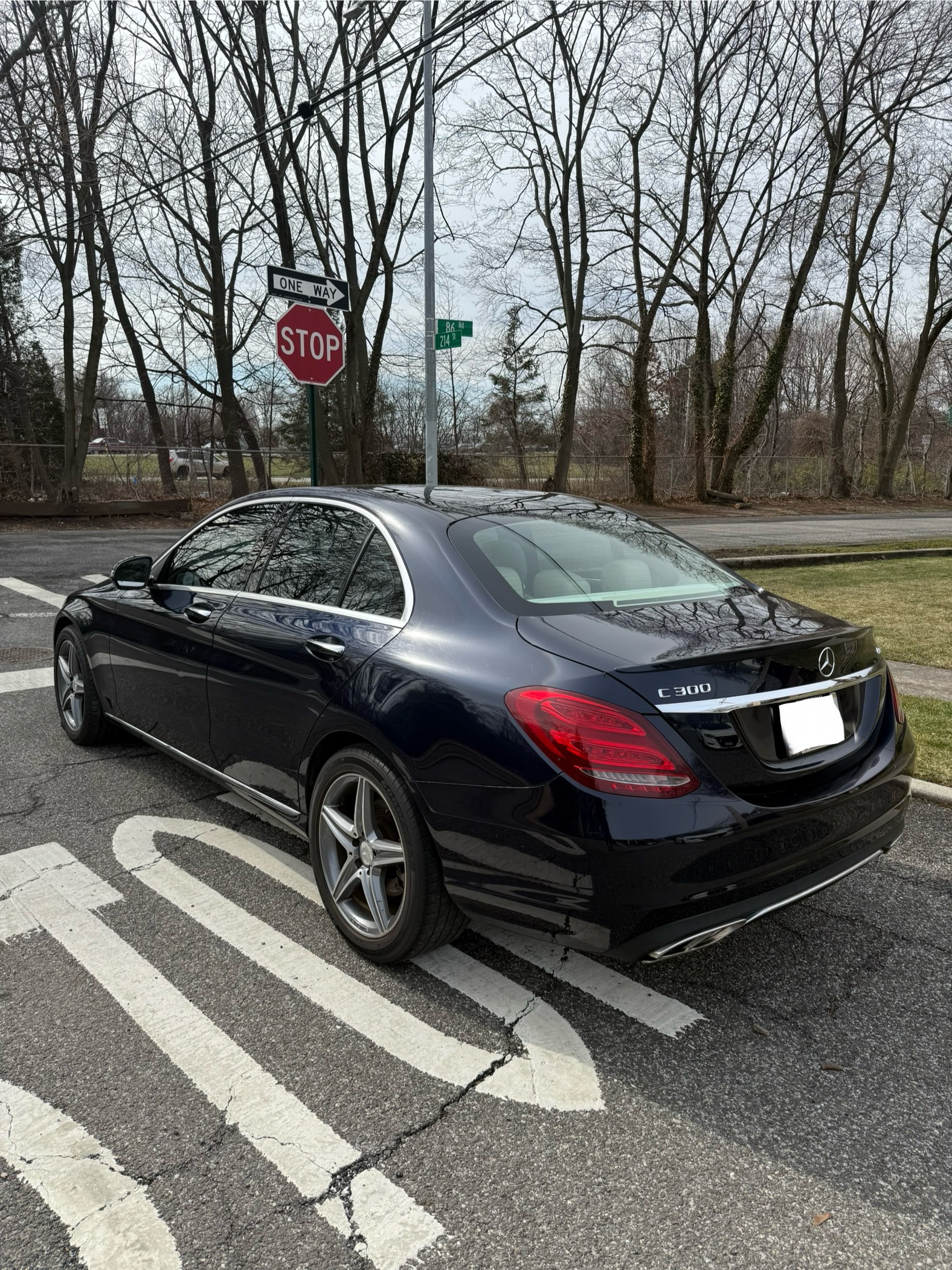 Used 2016 Mercedes-Benz C 300 4MATIC Sedan image 5