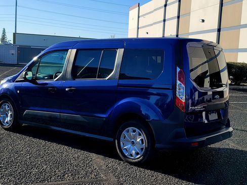 Used 2018 Ford Transit Connect XL image 4