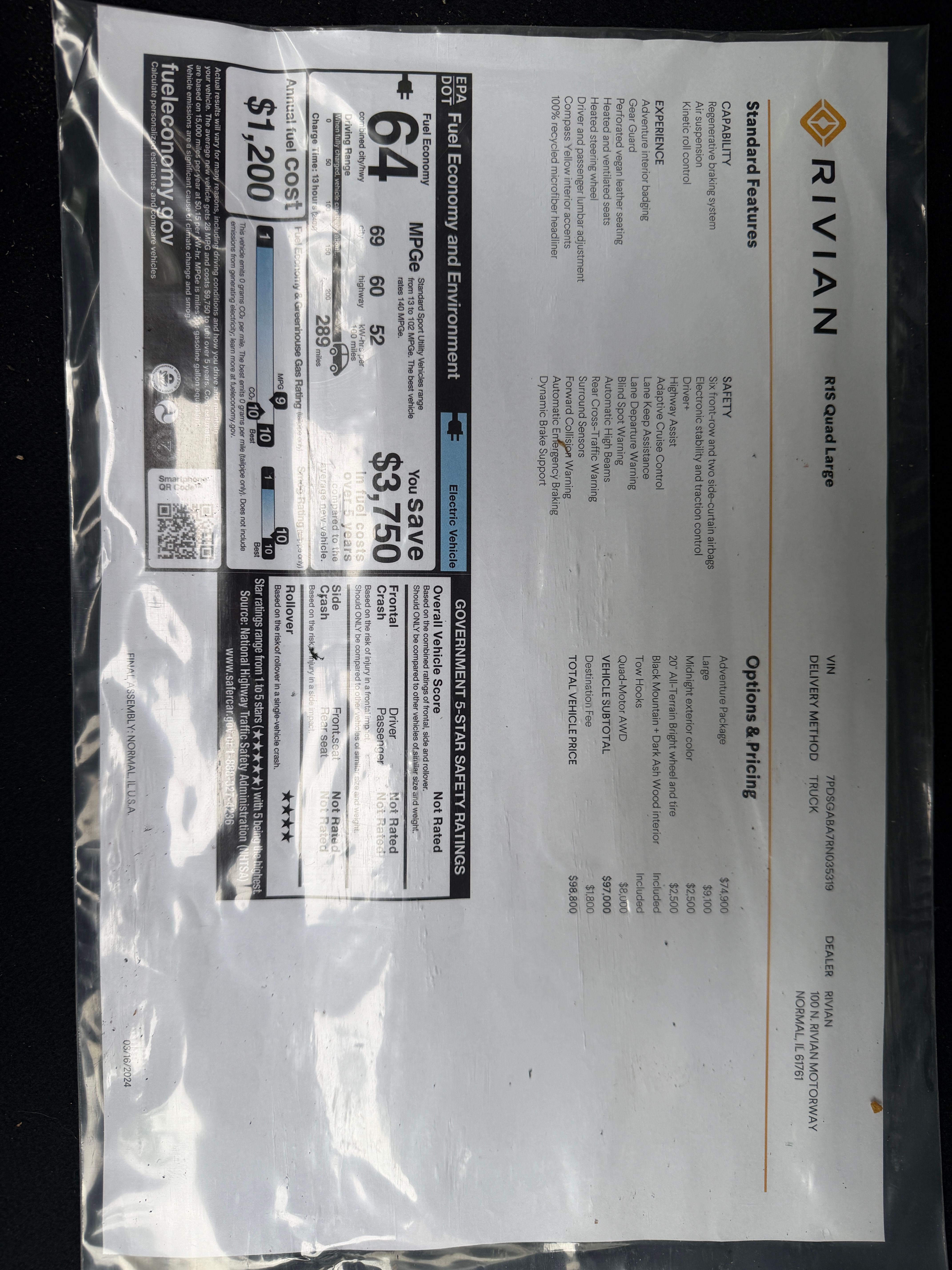 Used 2024 Rivian R1S Adventure AWD/4WD image 14