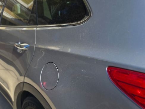 Used 2013 Hyundai Santa Fe Limited w/ Technology Pkg image 9