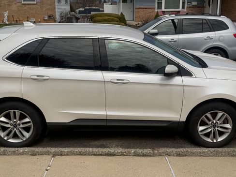Used 2017 Ford Edge SEL w/ Equipment Group 201A AWD/4WD image 5