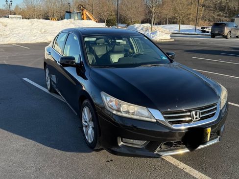 Used 2014 Honda Accord Touring image 1