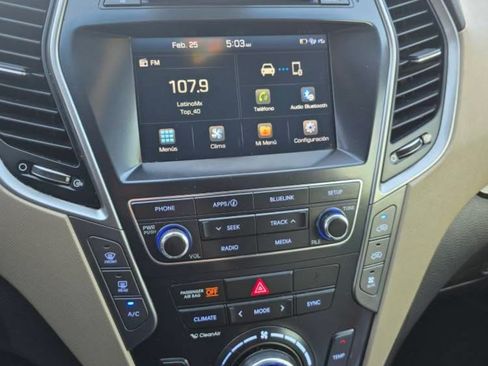 Used 2017 Hyundai Santa Fe Sport image 4