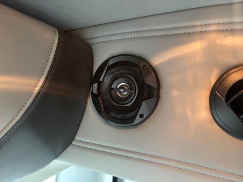 Used 2018 Ford Transit 150 148 Low Roof w/ Exterior Upgrade Package image 18