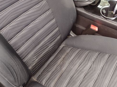 Used 2016 Ford Fusion SE image 1