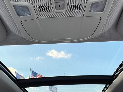 Used 2015 Ford Edge SEL w/ Equipment Group 201A image 22