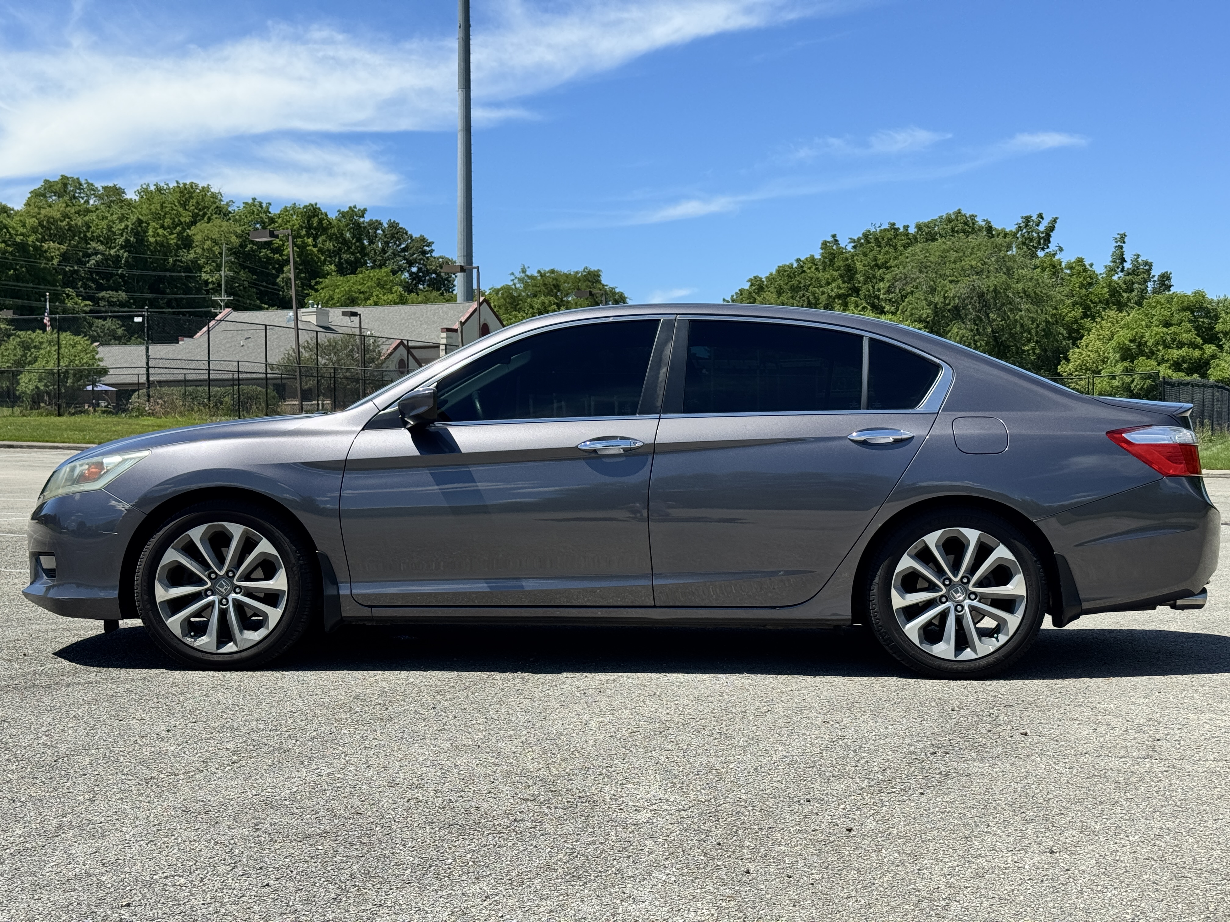 Used 2014 Honda Accord Sport image 10